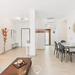 Exclusive Seaview In Front Of The Apartment *